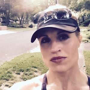 Meet your Posher, Elise